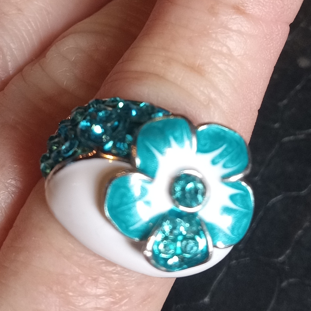 Elegant Multi-Color Ring Set - image 2